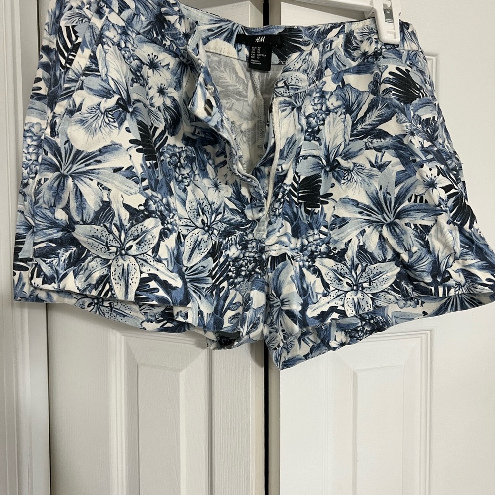 H&M Blue and White Floral Bermudas